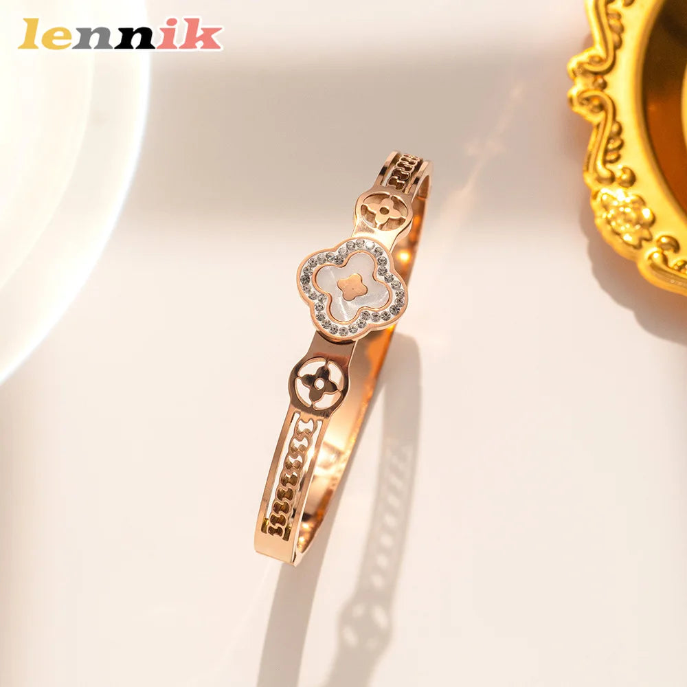 Elegant Clover Charm Bangle
